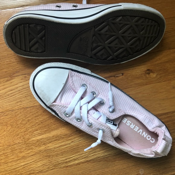 Pink Converse - Picture 2 of 3